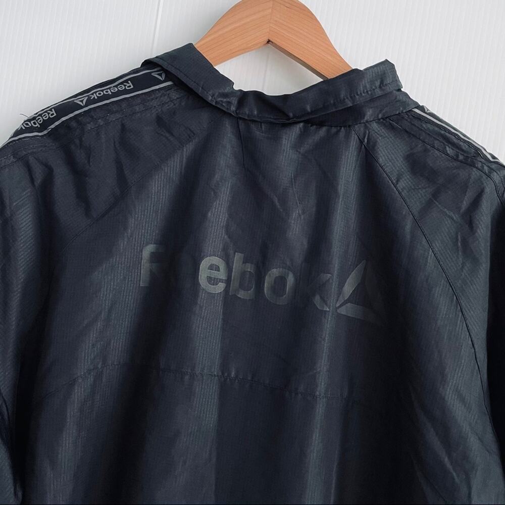 Reebok men’s jacket logo stripe down sleeve - Picture 9 of 10
